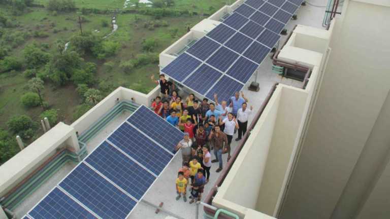 HOUSING SOCIETY SETS A NEW TREND BY INSTALLING SOLAR PANEL WHICH SAVES THEM RS. 2 LAKH A MONTH ON ELECTRICITY BILLS